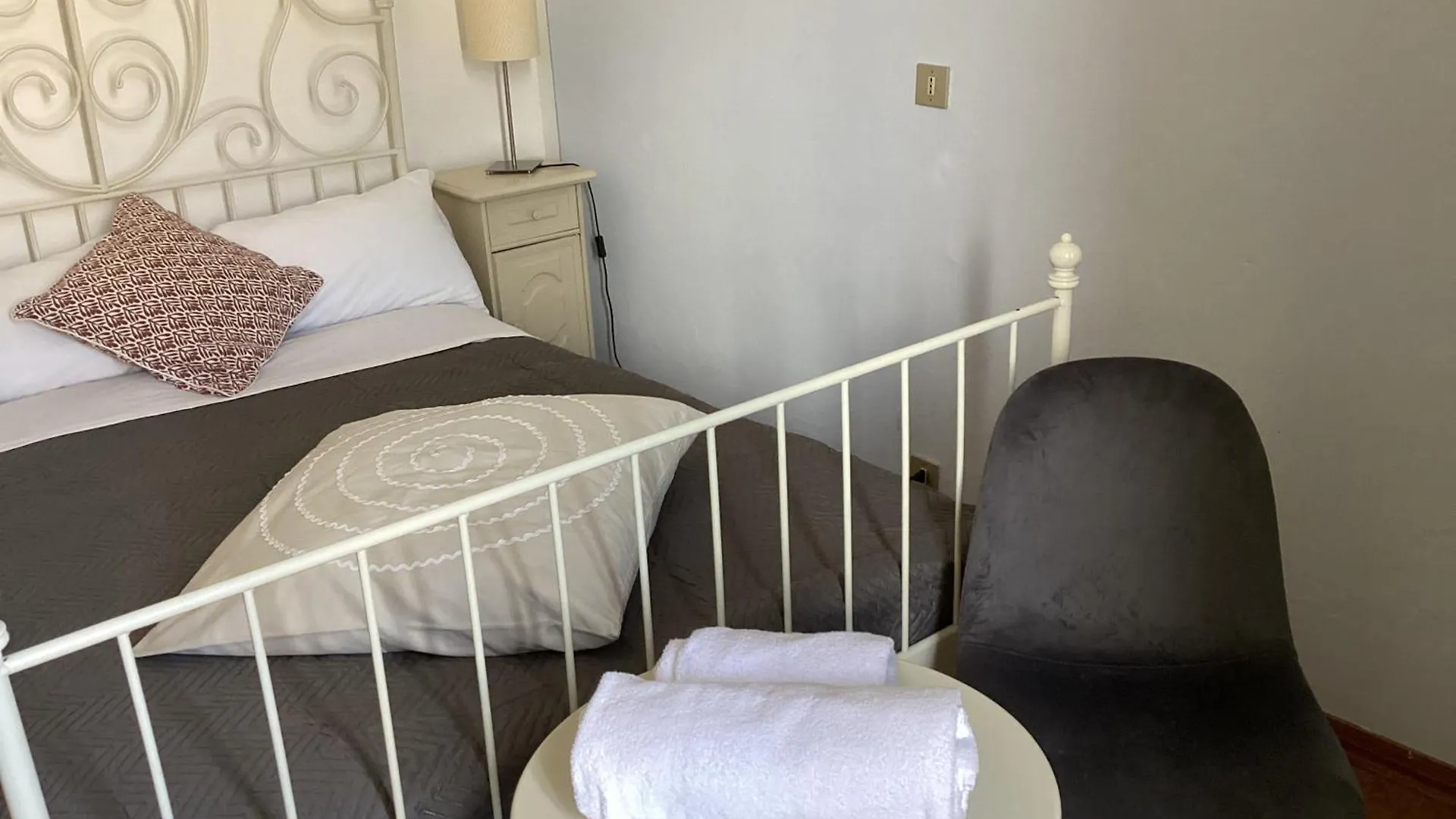 Albergo Gargnano Hotel