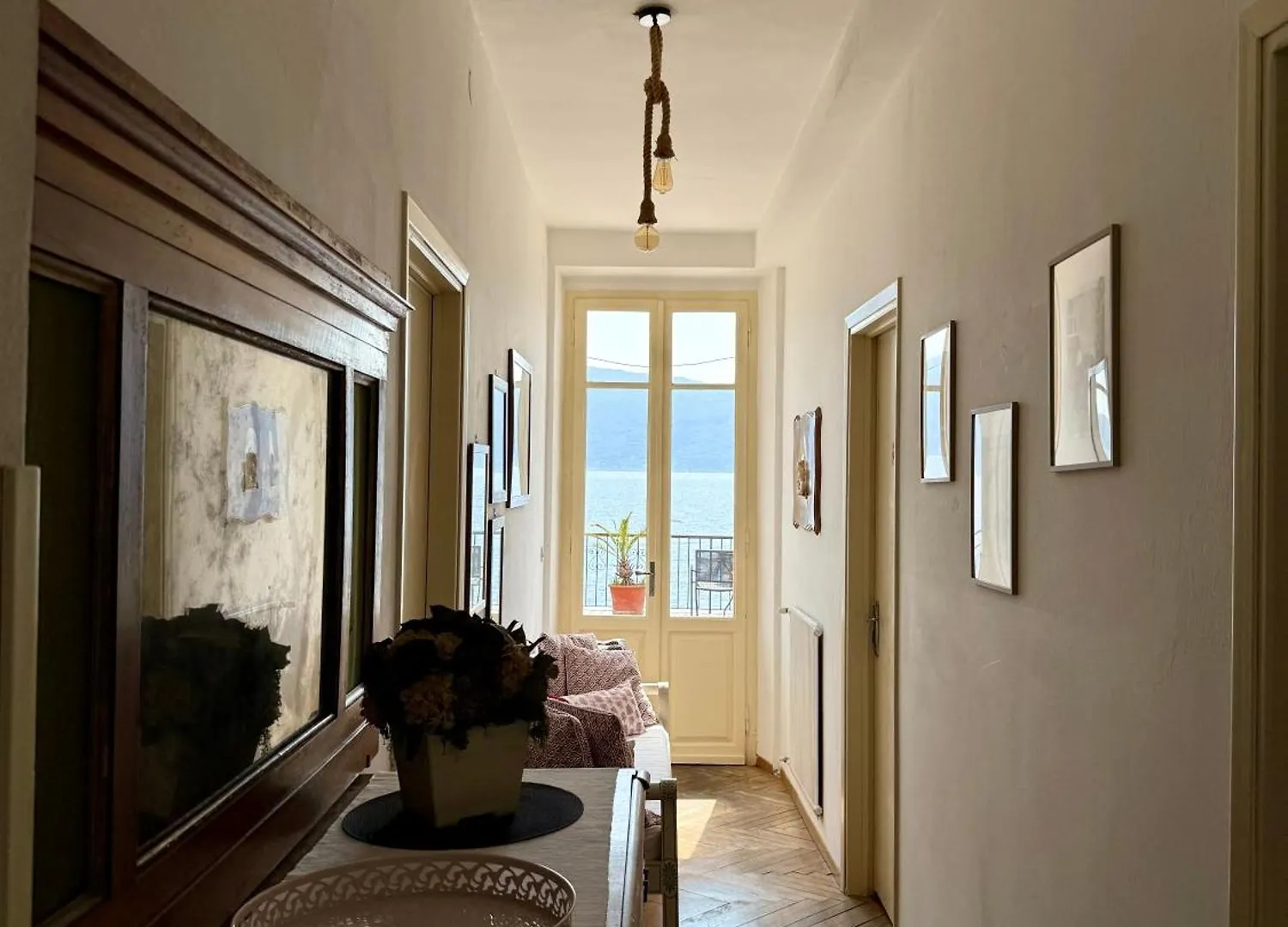 Albergo Gargnano 2*,